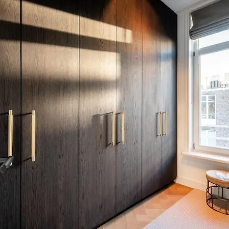 Luxurious Park 1-bed Apartment *