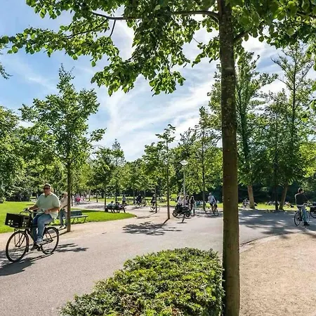 Luxurious Park 1-bed Amsterdam